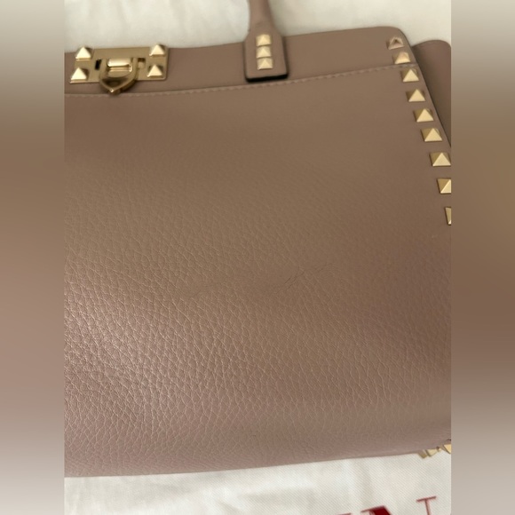 Valentino Garavani Rockstud Bag - Picture 10 of 11